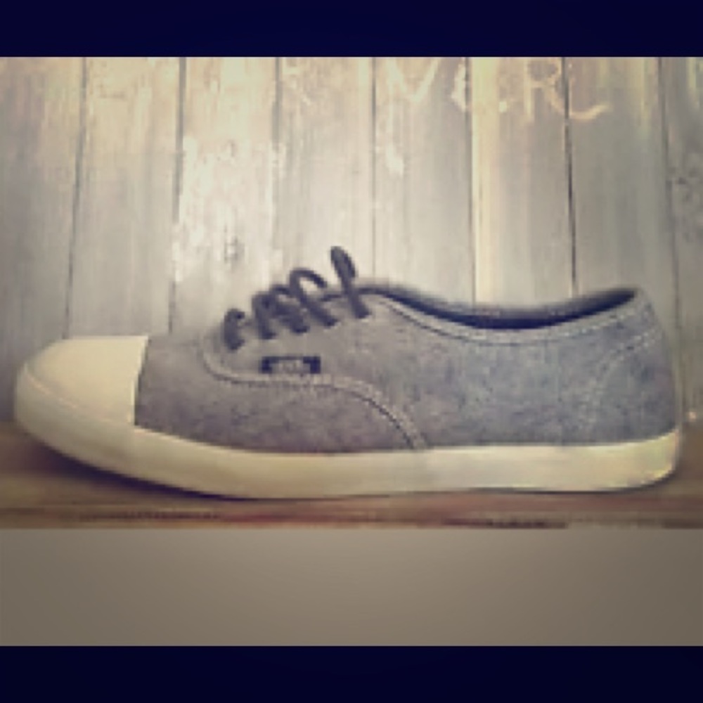 Vans Sneakers Grey Canvas Rubber Toe Cap size 7.5